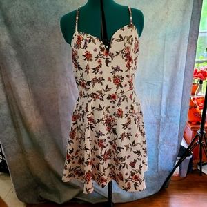 XXL Xhilaration Floral Open Back Lace Zip Dress